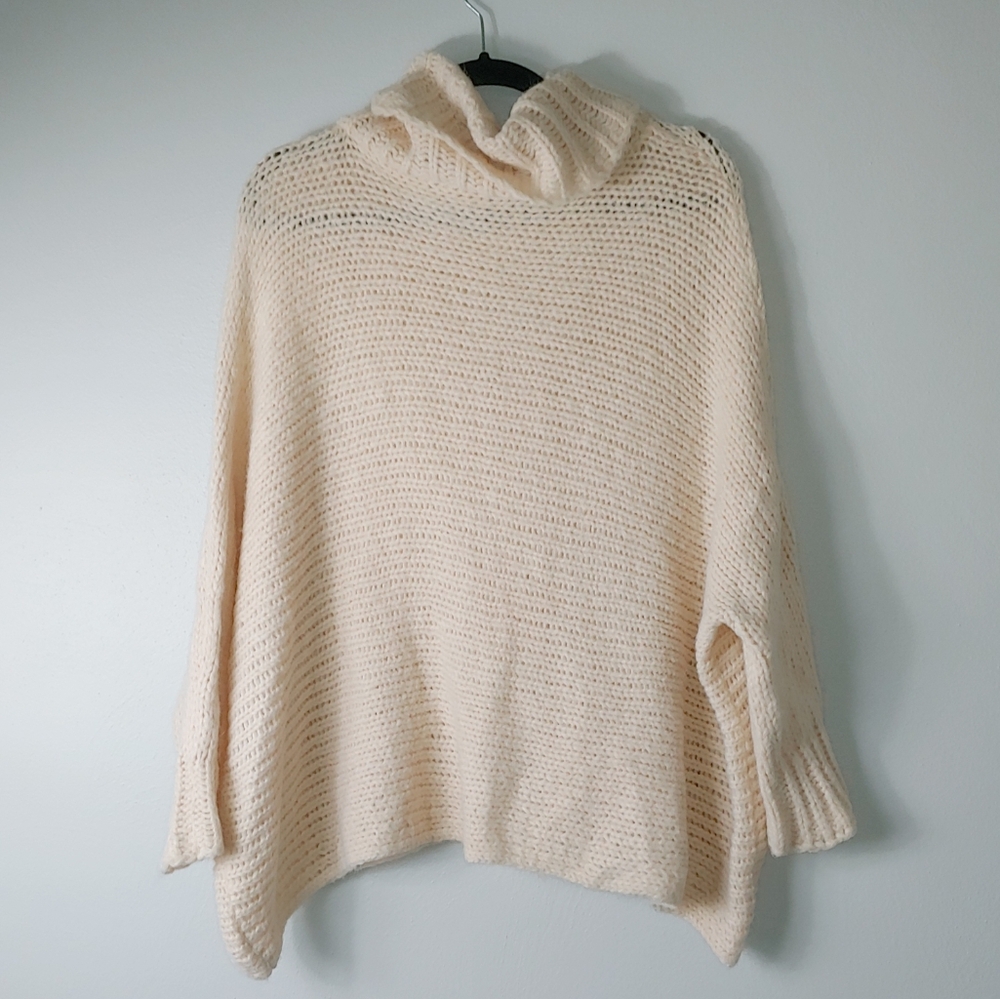 XS Susanne Karlsson Cream Sweden Alpaca Blend Sweater